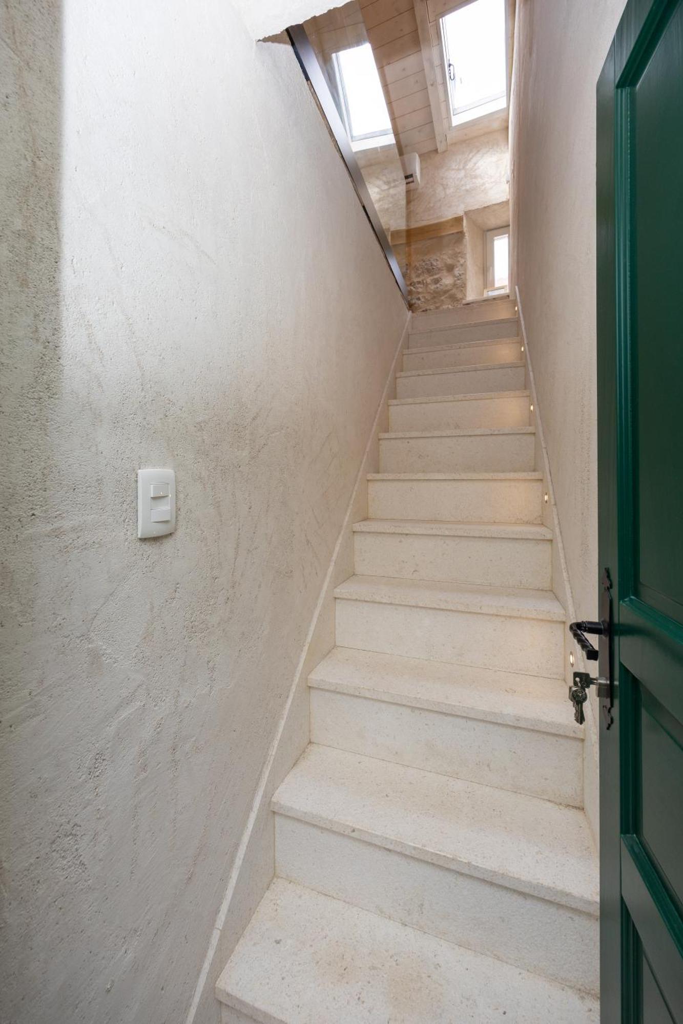 Kruna Apartments Est 2024 Split Buitenkant foto