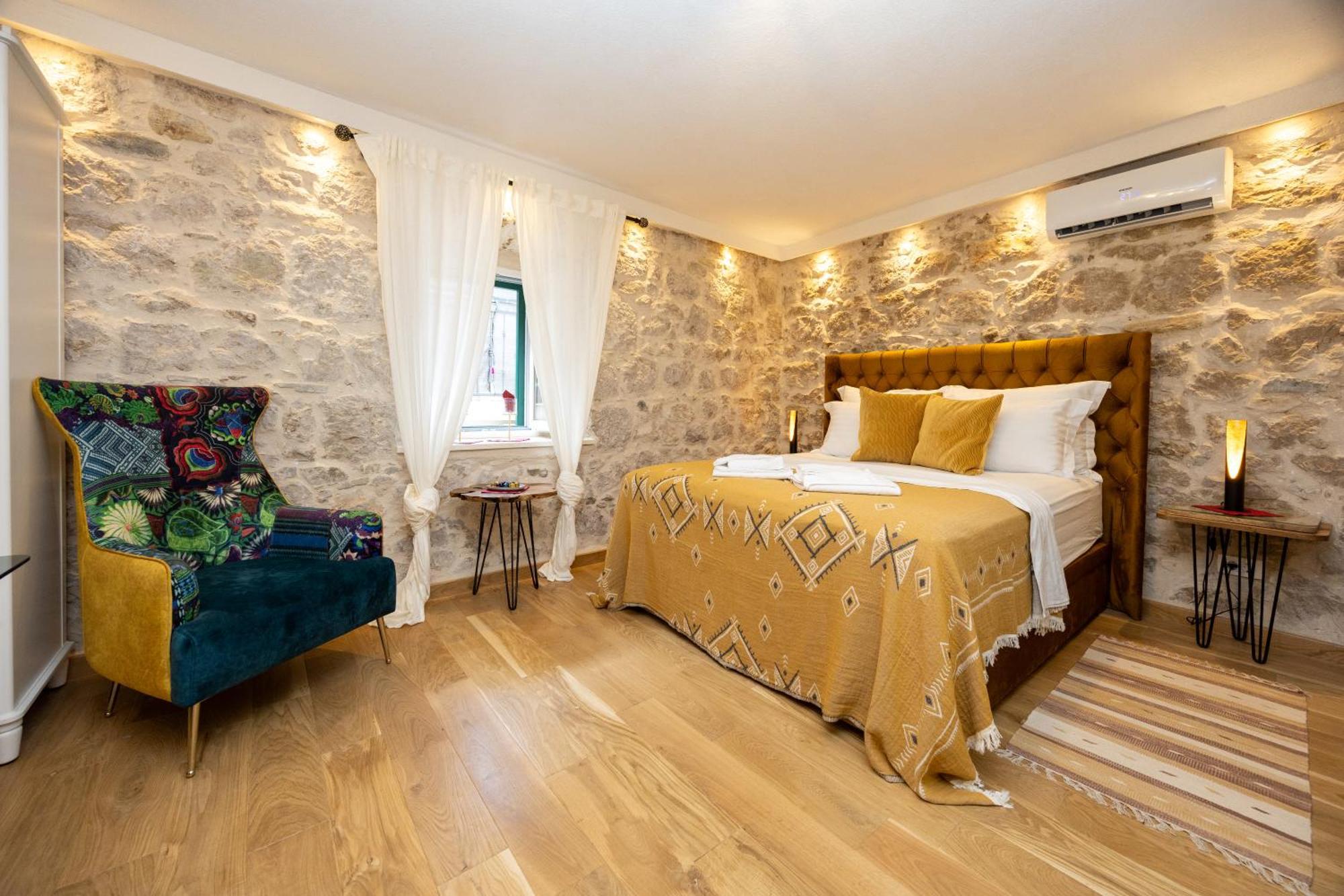Kruna Apartments Est 2024 Split Buitenkant foto